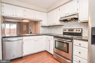 12509 Laurel Grove Pl, Germantown, MD 20874 - Photo 10