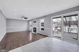 21319 Emerald Dr, Germantown, MD 20876 - Photo 8