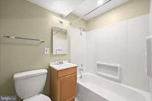 19311 Midridge Rd, Germantown, MD 20876 - Photo 38