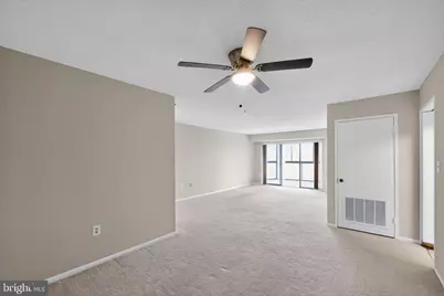 15107 Interlachen Drive #2-1022, Silver Spring, MD 20906 - Photo 8