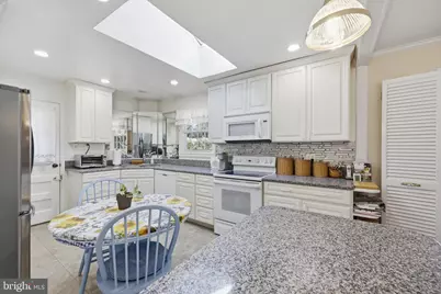 12709 Castleleigh Court, Silver Spring, MD 20904 - Photo 8