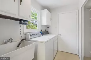 9 Trailridge Ct, Potomac, MD 20854 - Photo 30