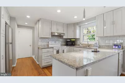 11201 Lake Breeze, North Potomac, MD 20878 - Photo 14