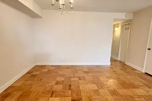 7547 Spring Lake Dr, Bethesda, MD 20817 - Photo 10