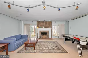 10101 Lloyd Rd, Potomac, MD 20854 - Photo 32