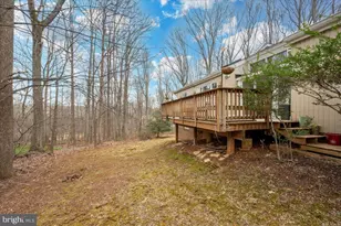 10101 Lloyd Rd, Potomac, MD 20854 - Photo 46