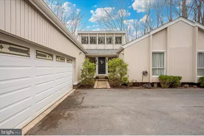 10101 Lloyd Road, Potomac, MD 20854 - Photo 2