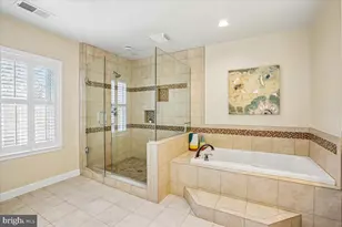 5 Maidens Bower Ct, Potomac, MD 20854 - Photo 22