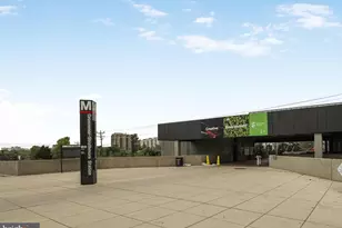 10101 Grosvenor Pl, Rockville, MD 20852 - Photo 32