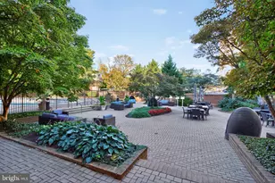 10101 Grosvenor Pl, Rockville, MD 20852 - Photo 26