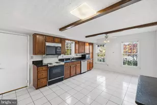 9916 Glenolden Dr, Rockville, MD 20854 - Photo 12