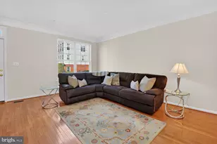 20 Golden Ash Way, Gaithersburg, MD 20878 - Photo 4
