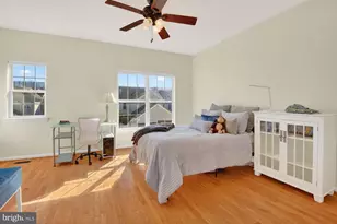 20 Golden Ash Way, Gaithersburg, MD 20878 - Photo 14