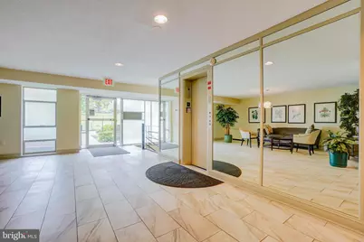 7400 Lakeview Drive #405, Bethesda, MD 20817 - Photo 2
