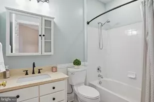 718 Turtle Pond Ln, Gaithersburg, MD 20878 - Photo 32