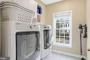 718 Turtle Pond Ln, Gaithersburg, MD 20878 - Photo 36