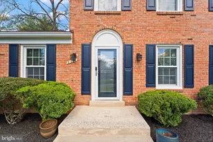 8501 Aqueduct Rd, Potomac, MD 20854 - Photo 4