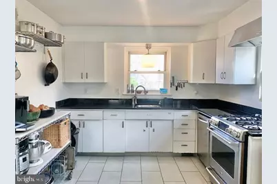 4902 Asbury Lane, Bethesda, MD 20814 - Photo 6