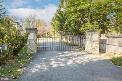 5807 Grosvenor Lane, Bethesda, MD 20814 - Photo 4