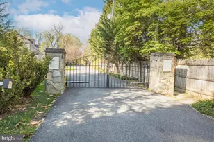 5807 Grosvenor Ln, Bethesda, MD 20814 - Photo 2