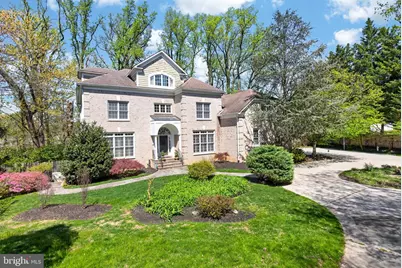 5807 Grosvenor Lane, Bethesda, MD 20814 - Photo 2