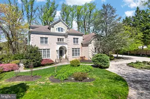 5807 Grosvenor Ln, Bethesda, MD 20814 - Photo 2