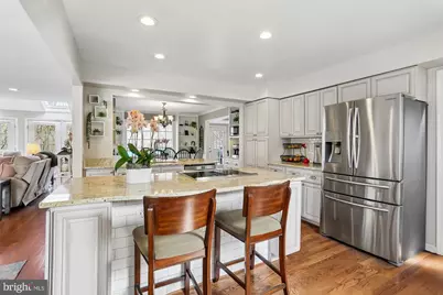 9 Midsummer Court, Gaithersburg, MD 20878 - Photo 4