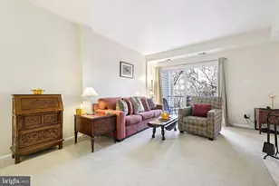 13 Pickering Ct, Germantown, MD 20874 - Photo 12