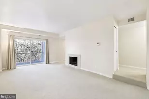 13 Pickering Ct, Germantown, MD 20874 - Photo 10