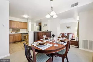 13 Pickering Ct, Germantown, MD 20874 - Photo 12