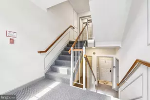 13 Pickering Ct, Germantown, MD 20874 - Photo 4