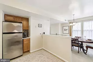 13 Pickering Ct, Germantown, MD 20874 - Photo 18