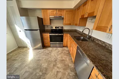 7728 Havenside Terrace, Rockville, MD 20855 - Photo 2