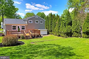 711 Woodburn Rd, Rockville, MD 20851 - Photo 46