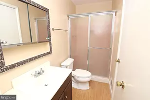 13404 Dowlais Dr, Rockville, MD 20853 - Photo 18