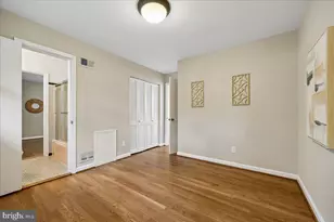 9909 Ashburton Ln, Bethesda, MD 20817 - Photo 22