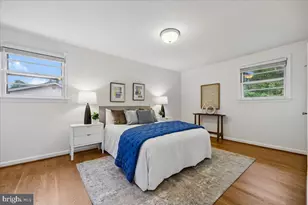 9909 Ashburton Ln, Bethesda, MD 20817 - Photo 18