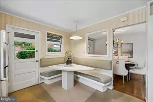 9909 Ashburton Ln, Bethesda, MD 20817 - Photo 12