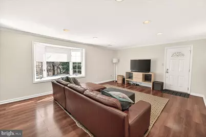 19005 Plummer Drive, Germantown, MD 20876 - Photo 36