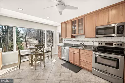 19005 Plummer Drive, Germantown, MD 20876 - Photo 16