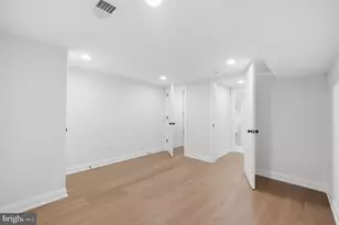 13711 Parkland Dr, Rockville, MD 20853 - Photo 20