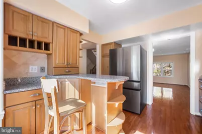 7857 Heatherton Lane, Rockville, MD 20854 - Photo 8