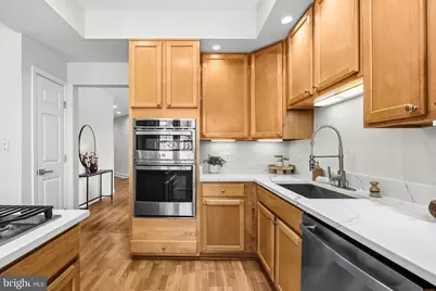 502 King Farm Boulevard #207, Rockville, MD 20850 - Photo 14