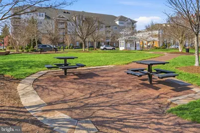502 King Farm Boulevard #207, Rockville, MD 20850 - Photo 28
