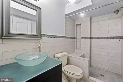 7425 Royal Dominion Drive, Bethesda, MD 20817 - Photo 32