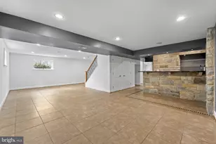 7425 Royal Dominion Dr, Bethesda, MD 20817 - Photo 30