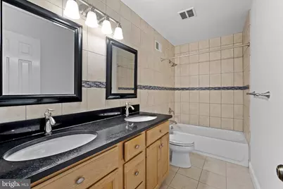 7425 Royal Dominion Drive, Bethesda, MD 20817 - Photo 20