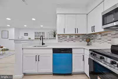 18512 Boysenberry Drive #126, Gaithersburg, MD 20879 - Photo 10