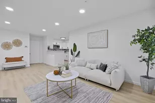 18512 Boysenberry Dr, Gaithersburg, MD 20879 - Photo 2