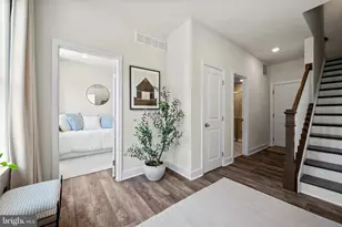 407 Armstrong Pl, Gaithersburg, MD 20878 - Photo 4